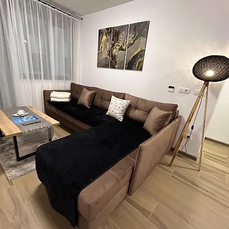 108 Lux Ravna Planina Apartamento Gornje Pale