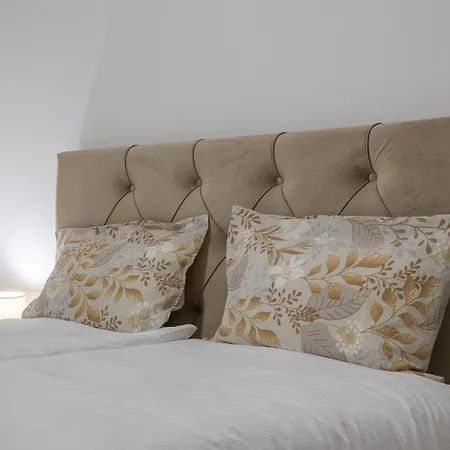 108 Lux Ravna Planina